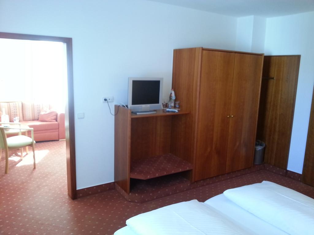 Hotel Seewirt 农嫩霍恩 客房 照片