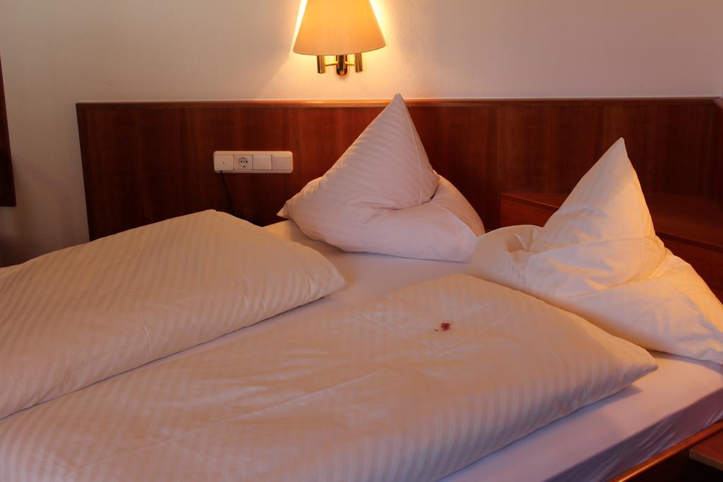 Hotel Seewirt 农嫩霍恩 外观 照片