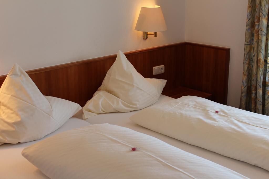 Hotel Seewirt 农嫩霍恩 外观 照片